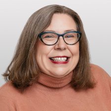 Lanie Oberg Headshot Tight-scaled