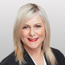 Shelly Baker Headshot Tight-scaled